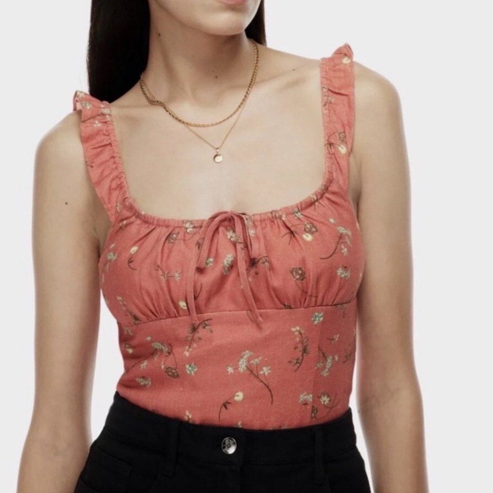 Aritzia Wilfred Women’s 100% Linen Floral‎ Crop Top Sz S Feminine Girly NEW
